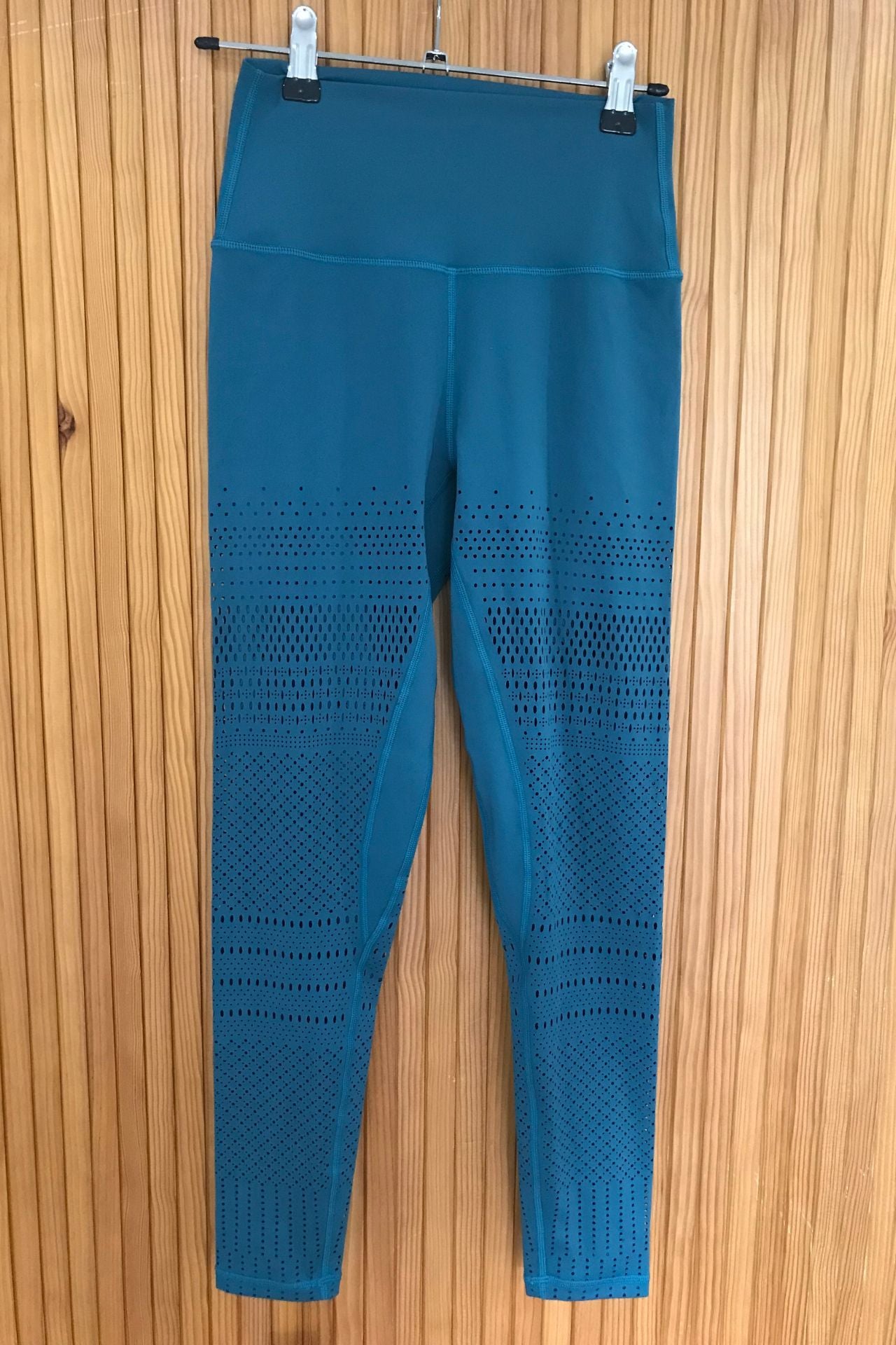 Sample Sale Leggings Green Laser Cut Size Extra Small - Blossom Yoga Wear