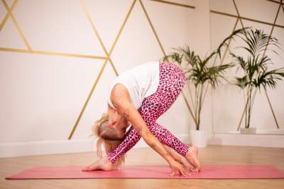 pink Animal print leggings