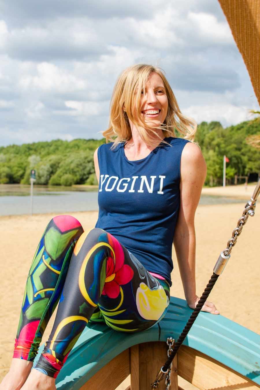 Toucan Printed high waist yoga pants 